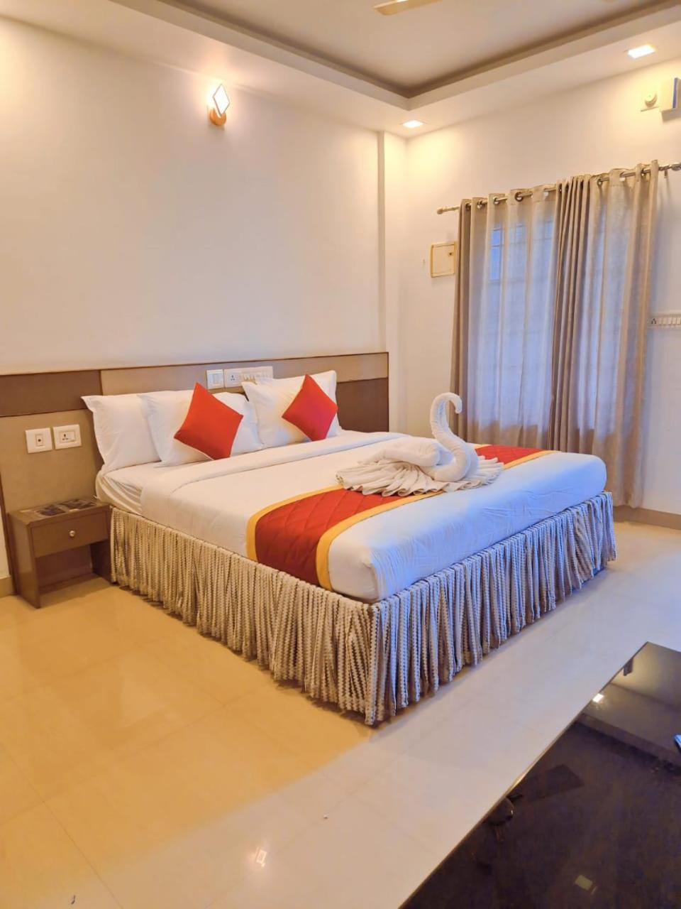 Alfa Inn Недумбассери Экстерьер фото