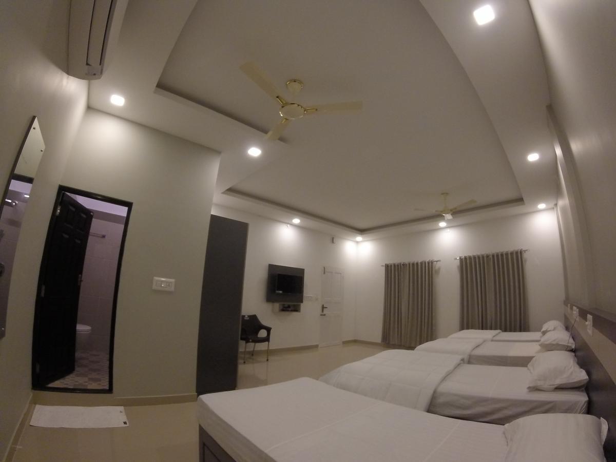Alfa Inn Недумбассери Экстерьер фото
