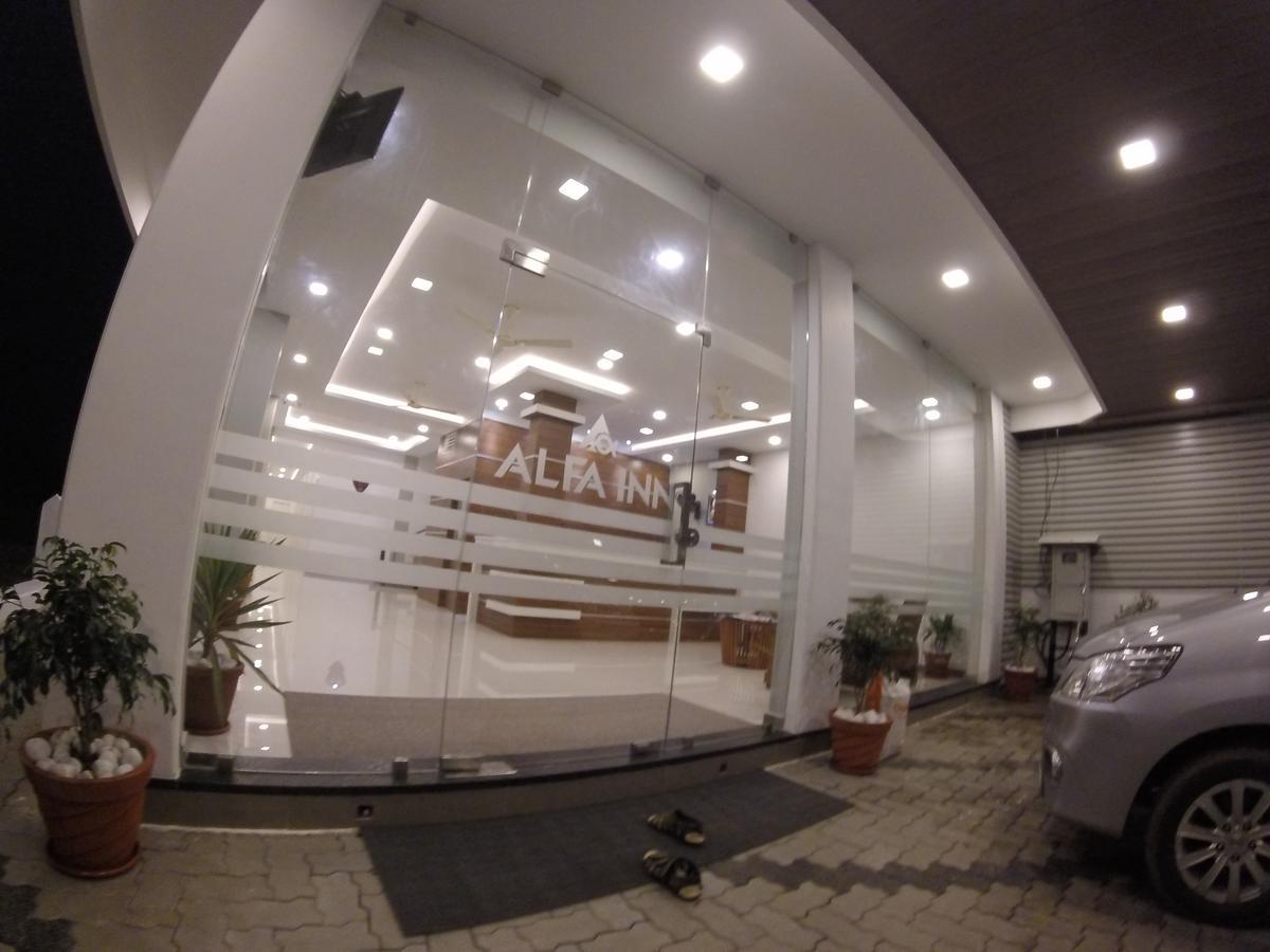 Alfa Inn Недумбассери Экстерьер фото